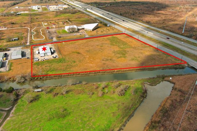 1070 Pine, Texas City, TX 77591