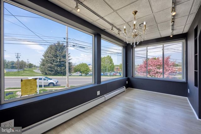 3625 KUTZTOWN RD, Reading, PA 19605
