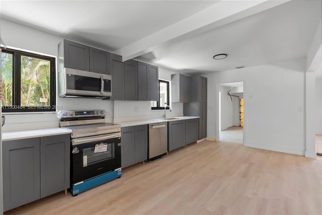 454 Dover Rd, Jupiter, FL 33469