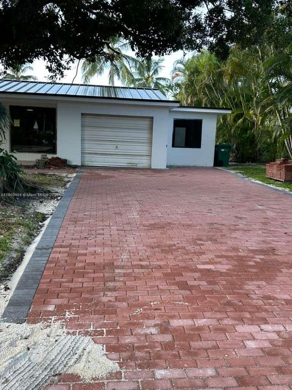 454 Dover Rd, Jupiter, FL 33469