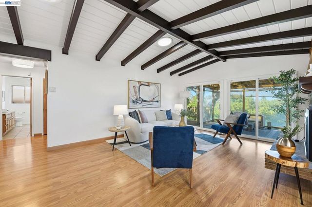 24889 Bland St, Hayward, CA 94541