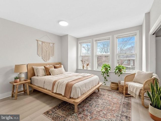 7911 LORETTO AVE, Philadelphia, PA 19111