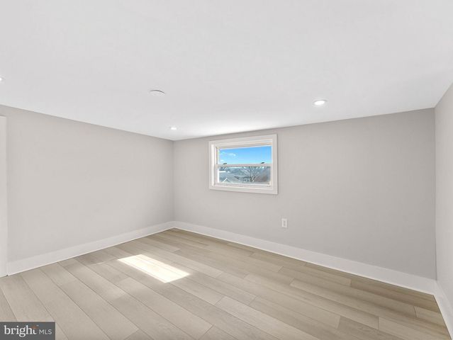 7911 LORETTO AVE, Philadelphia, PA 19111