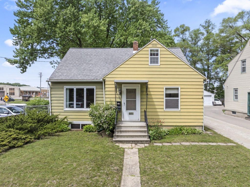 1345 4th Avenue SE, Rochester, MN 55904