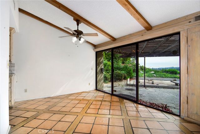 5746 Mcdonie Avenue, Woodland Hills, CA 91367