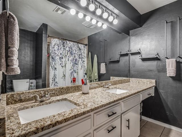 6100 Lillian Lane, Newalla, OK 74857