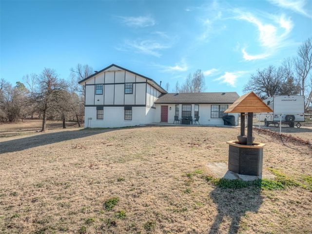 6100 Lillian Lane, Newalla, OK 74857