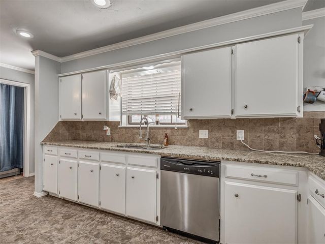 6100 Lillian Lane, Newalla, OK 74857