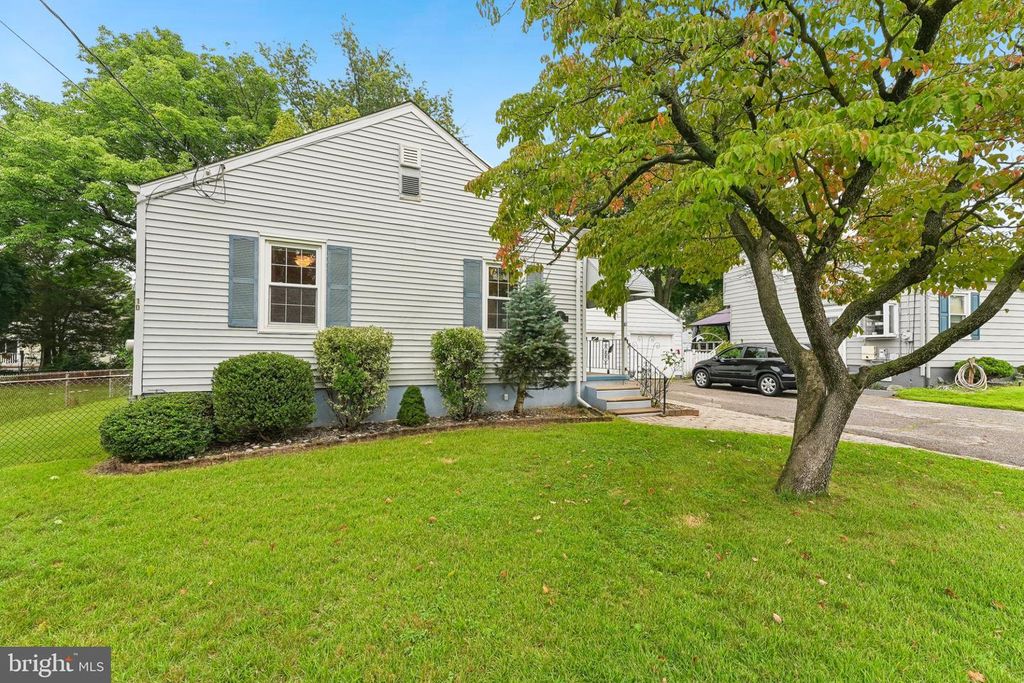 10 ROSE LN, CHERRY HILL, NJ 08002 — photo 2