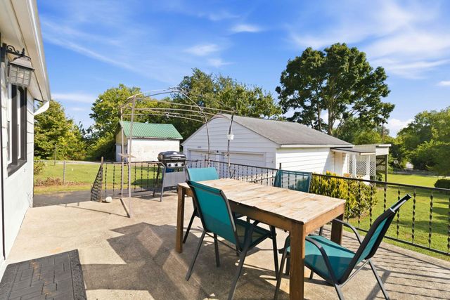 1210 Perryville Road, Danville, KY 40422