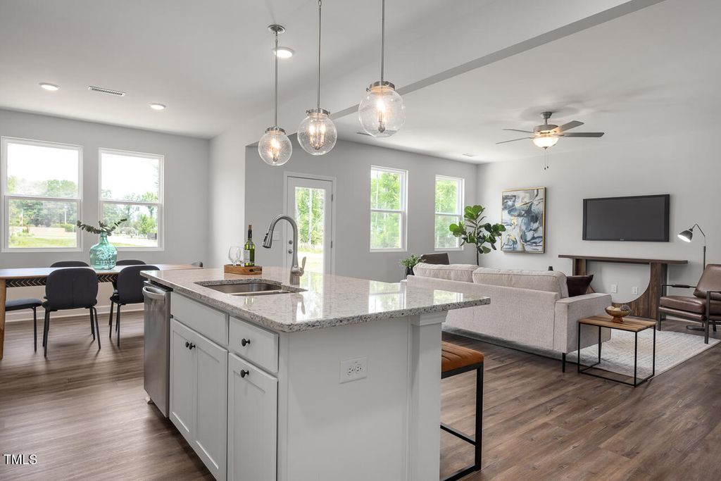 517 Crescent Wood Trail, Zebulon, NC 27597