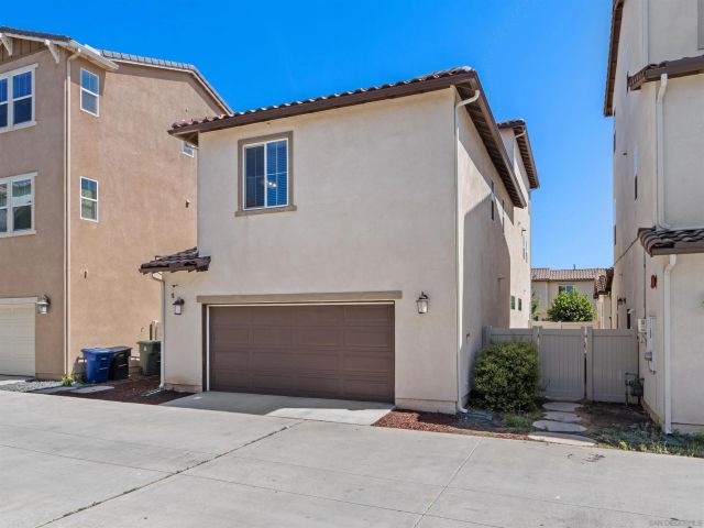 1369 Keck Rd, Chula Vista, CA 91913