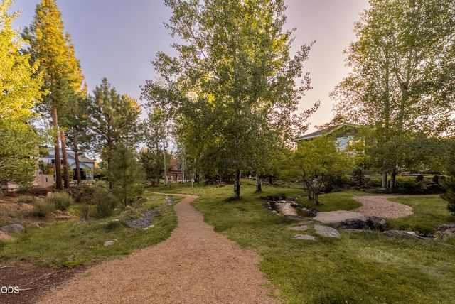 19052 Mt. Shasta Drive, Bend, OR 97703