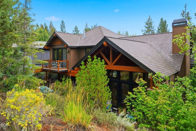 19052 Mt. Shasta Drive, Bend, OR 97703
