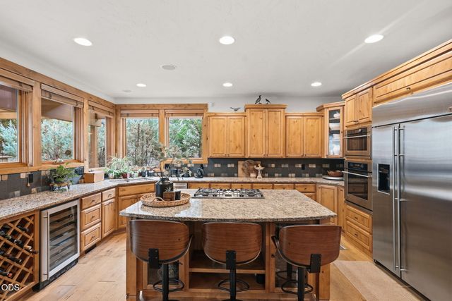 19052 Mt. Shasta Drive, Bend, OR 97703