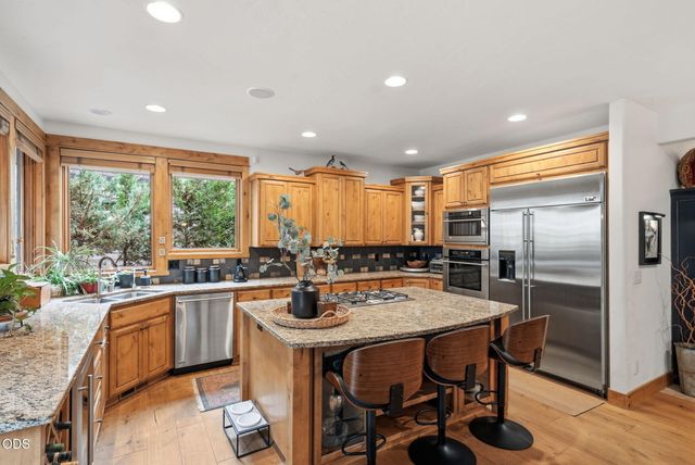 19052 Mt. Shasta Drive, Bend, OR 97703