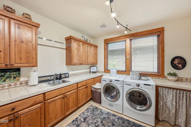 19052 Mt. Shasta Drive, Bend, OR 97703