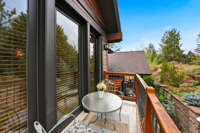 19052 Mt. Shasta Drive, Bend, OR 97703