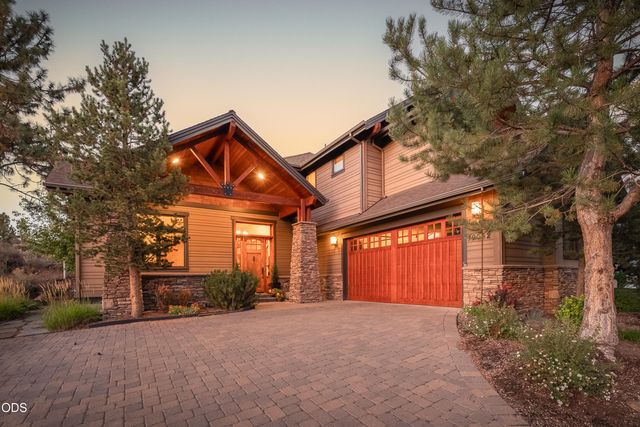 19052 Mt. Shasta Drive, Bend, OR 97703