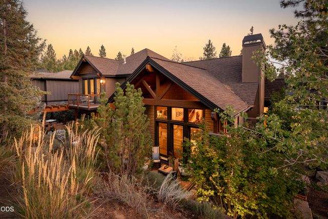 19052 Mt. Shasta Drive, Bend, OR 97703