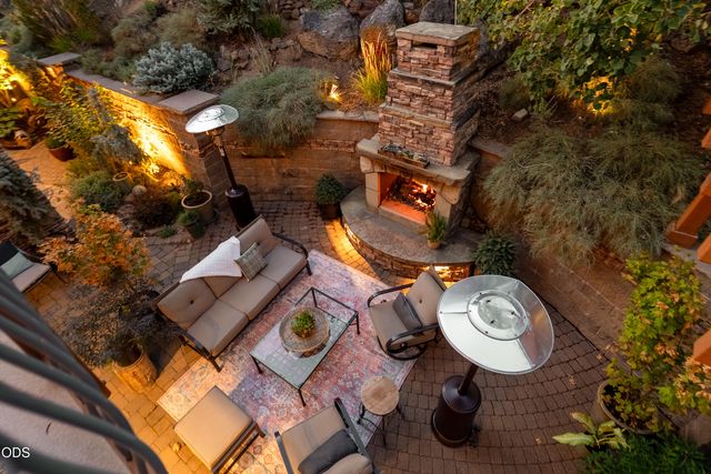 19052 Mt. Shasta Drive, Bend, OR 97703