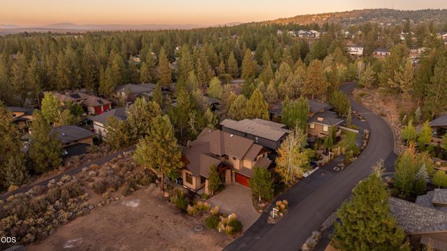 19052 Mt. Shasta Drive, Bend, OR 97703