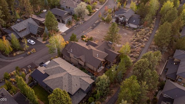 19052 Mt. Shasta Drive, Bend, OR 97703