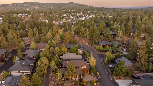 19052 Mt. Shasta Drive, Bend, OR 97703