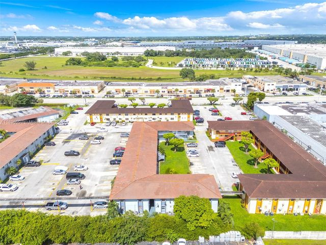 4050 NW 135th St 21-11, Opa-locka, FL 33054