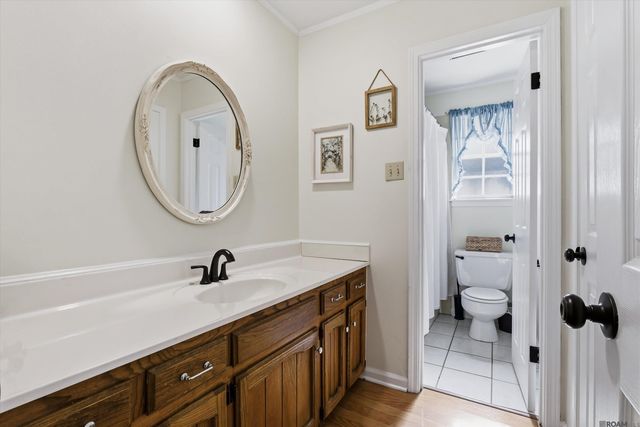 16911 Whispering Pines Dr, Greenwell Springs, LA 70739