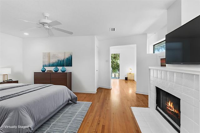 67 Harbor Lane, Kemah, TX 77565