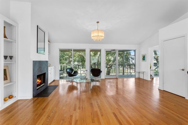 67 Harbor Lane, Kemah, TX 77565