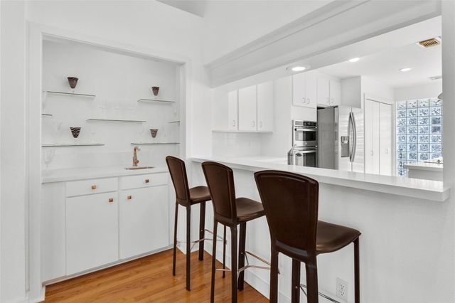 67 Harbor Lane, Kemah, TX 77565