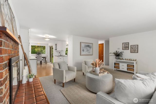 20621 SE 159th Street, Renton, WA 98059