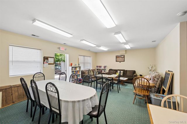 2295 Milburn Avenue 11, Baldwin, NY 11510