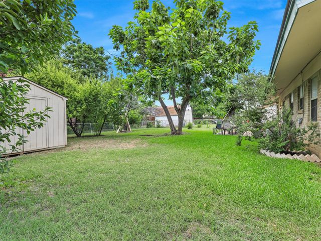 2407 Towerwood Drive, Carrollton, TX 75006