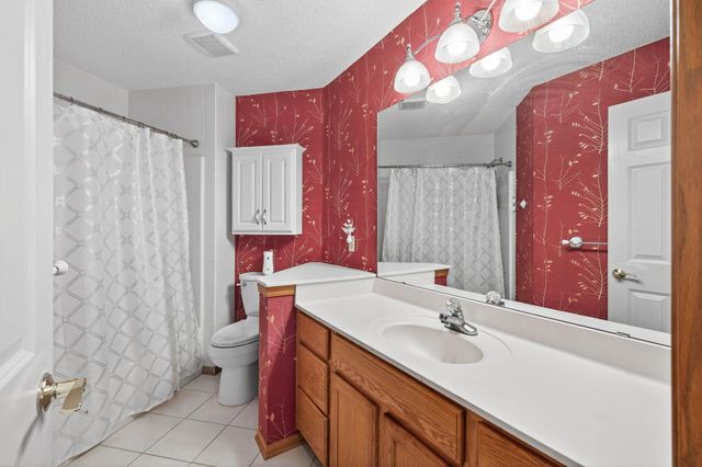 8827 Coffman Path, Inver Grove Heights, MN 55076