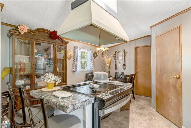 816 Lickskillet Road, Warrenton, NC 27589