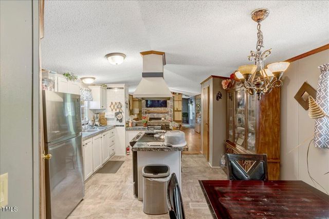 816 Lickskillet Road, Warrenton, NC 27589