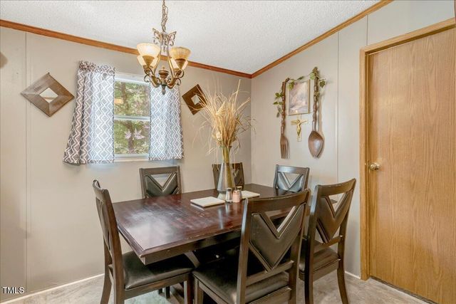 816 Lickskillet Road, Warrenton, NC 27589