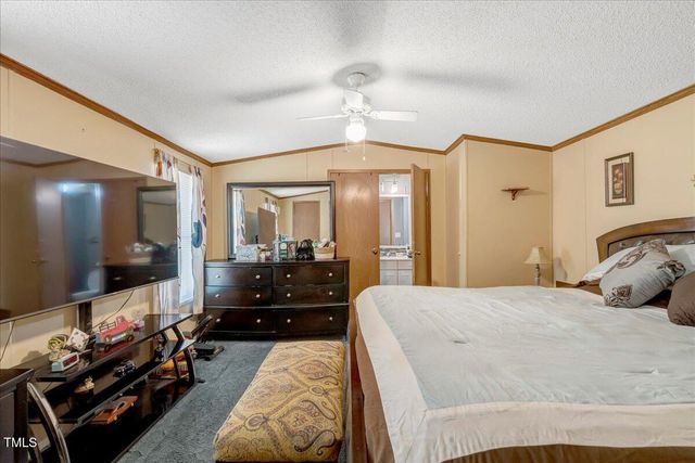 816 Lickskillet Road, Warrenton, NC 27589