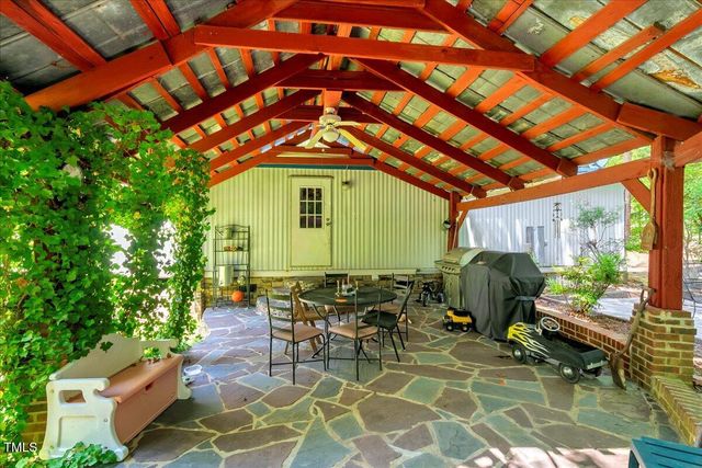 816 Lickskillet Road, Warrenton, NC 27589