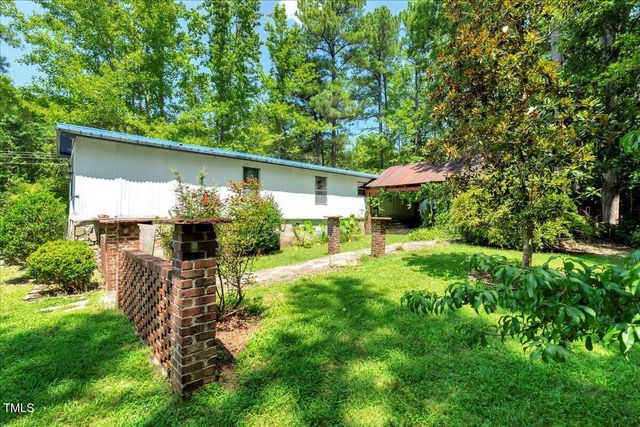 816 Lickskillet Road, Warrenton, NC 27589