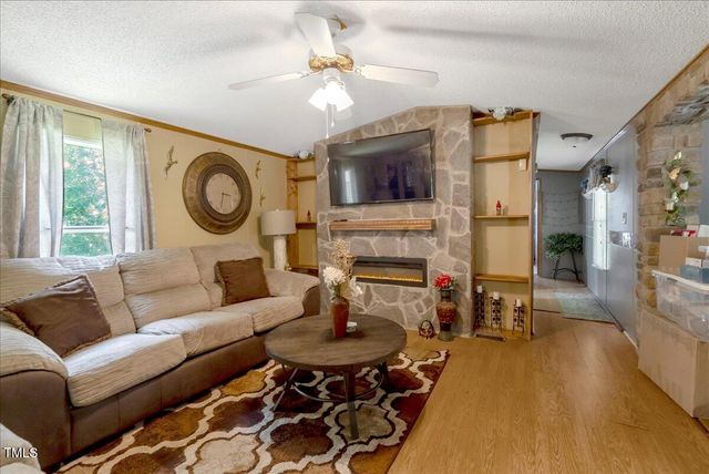 816 Lickskillet Road, Warrenton, NC 27589