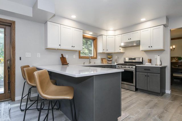 2121 September DRIVE, Racine, WI 53402