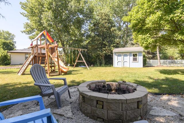 2121 September DRIVE, Racine, WI 53402