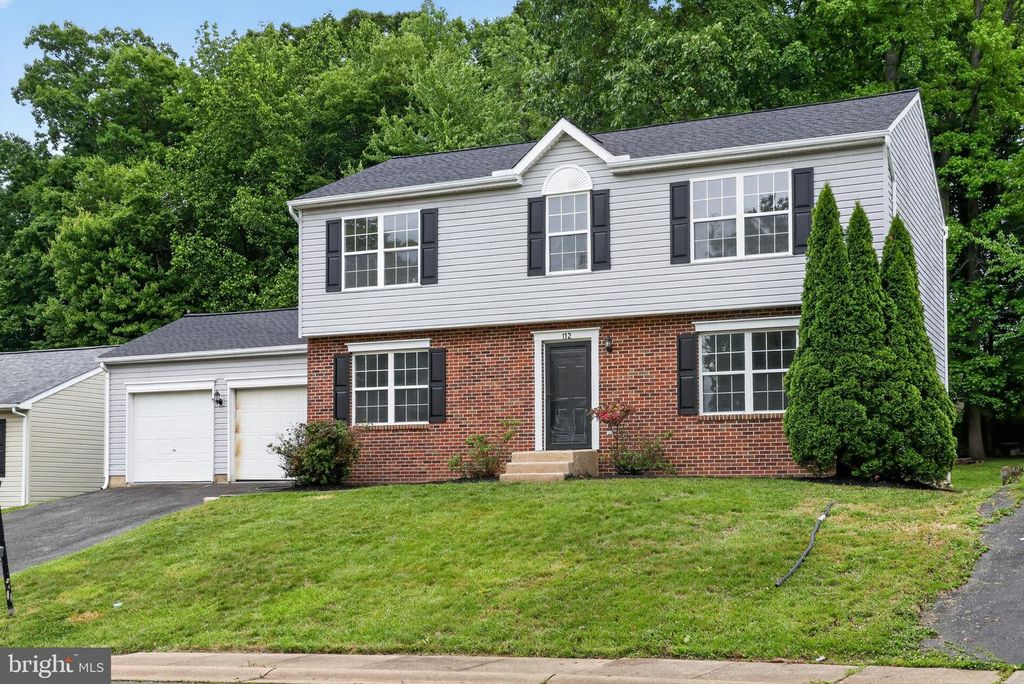 Image 3 of property listing at 112 LIBERTY LN, Elkton, MD 21921
