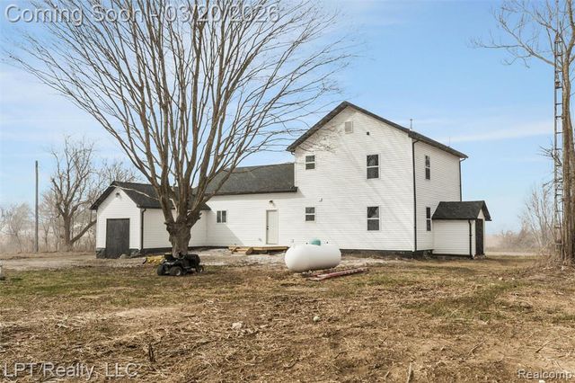 18353 Brewer Road, Dundee, MI 48131