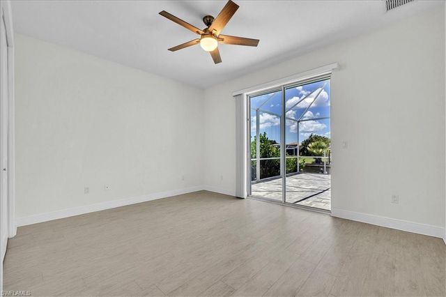 2918 SE 10th PL, Cape Coral, FL 33904