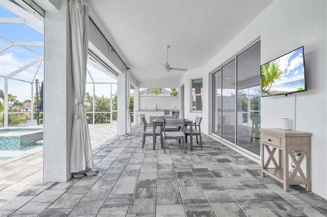 2918 SE 10th PL, Cape Coral, FL 33904